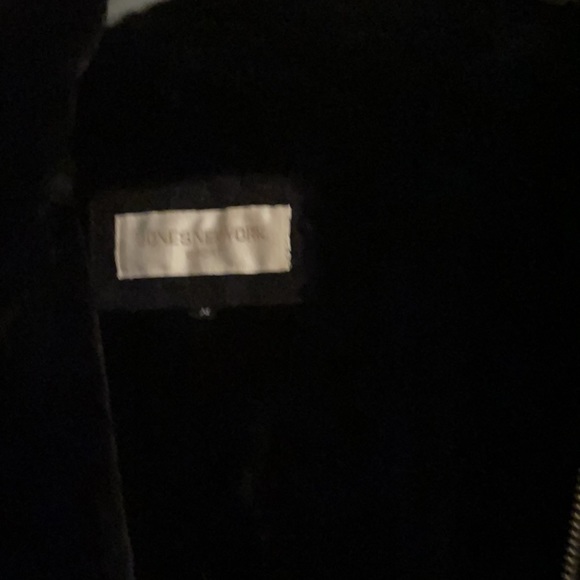 Jacket - Picture 3 of 4